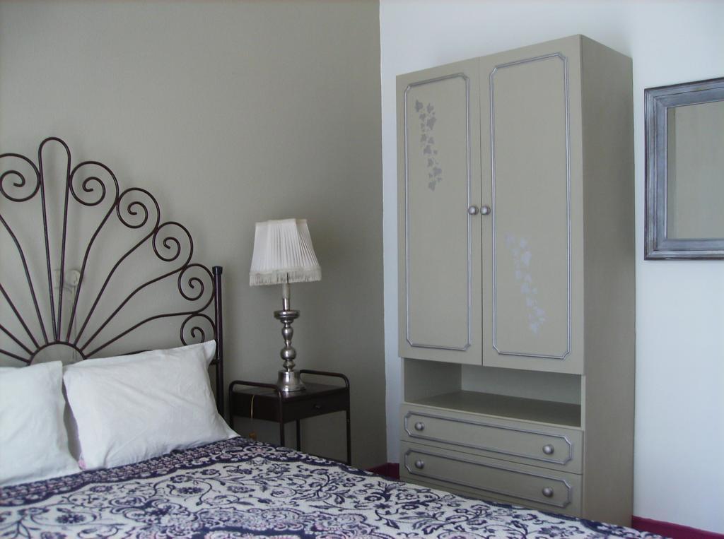 Dias E Dominguez Hostel Lisbon Bilik gambar