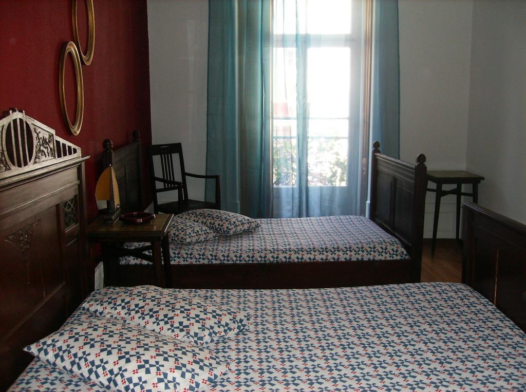 Dias E Dominguez Hostel Lisbon Bilik gambar