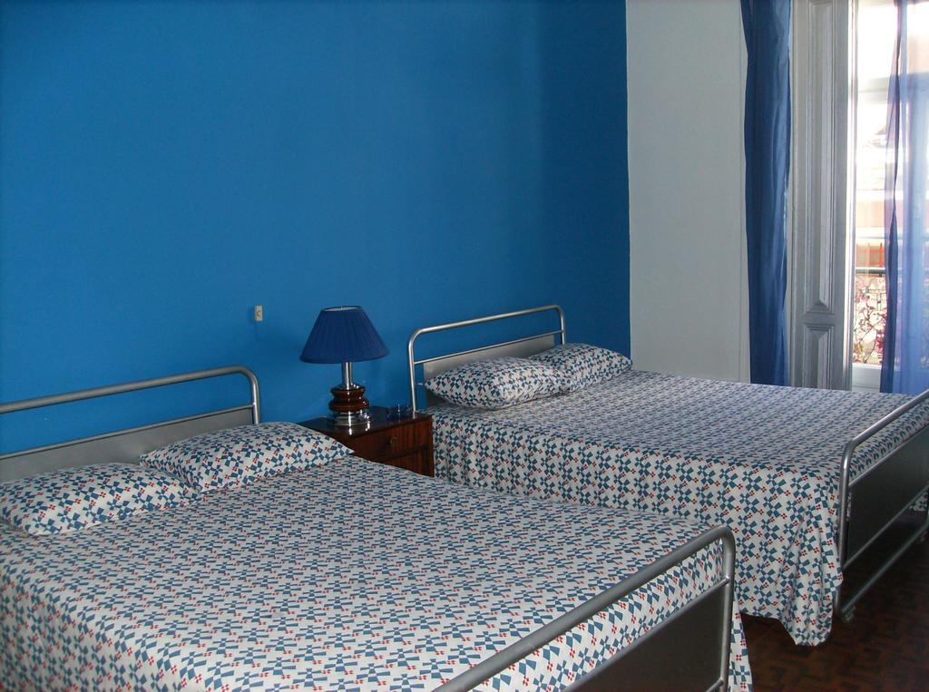 Dias E Dominguez Hostel Lisbon Bilik gambar